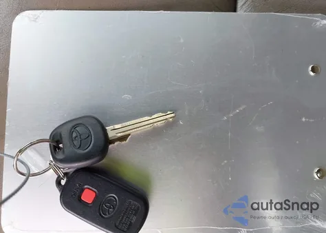 2004 Toyota Camry Xle из США, поврежденный, VIN 4T1BE30K34U264496